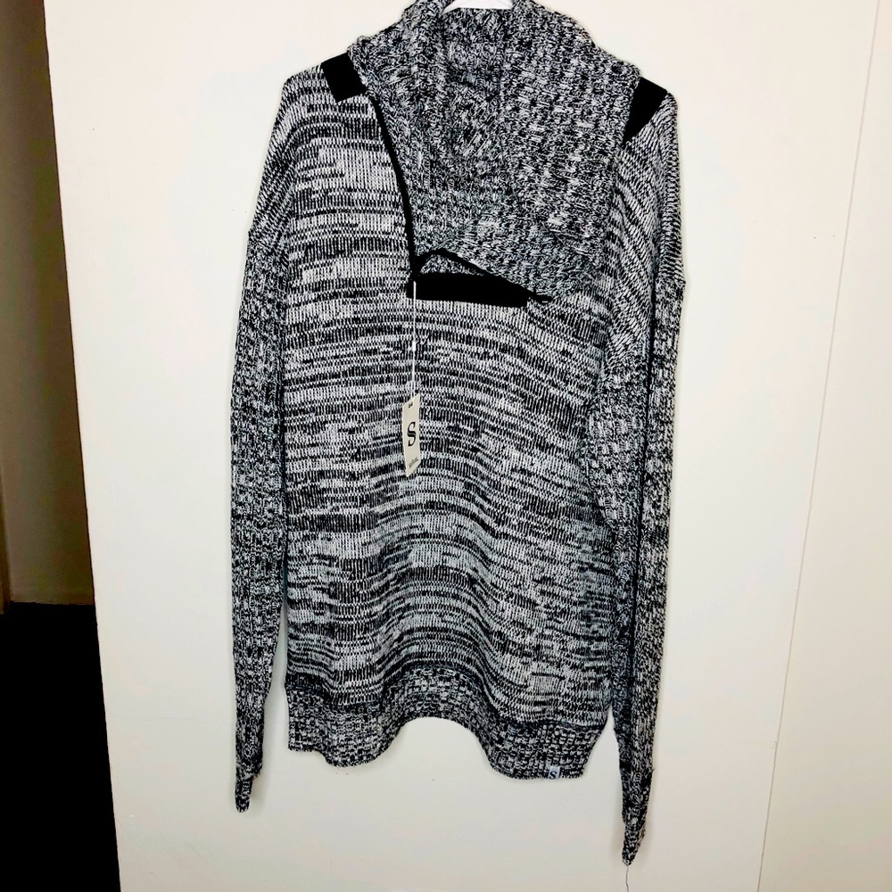 SILVERSILK Grey Turtleneck Sweater